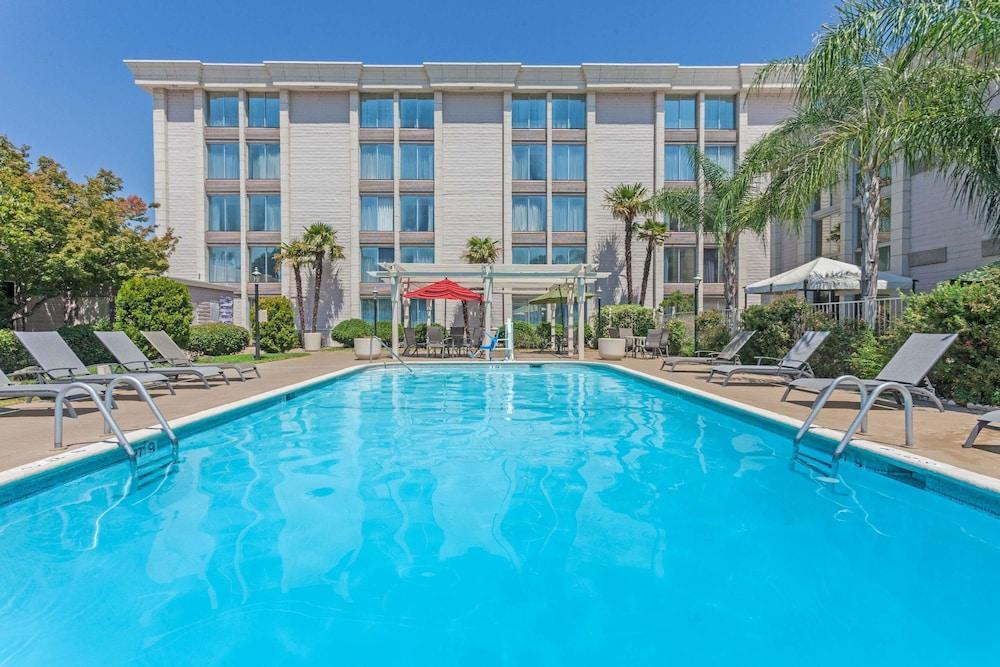 Doubletree By Hilton Chico, Ca Hotel Eksteriør billede