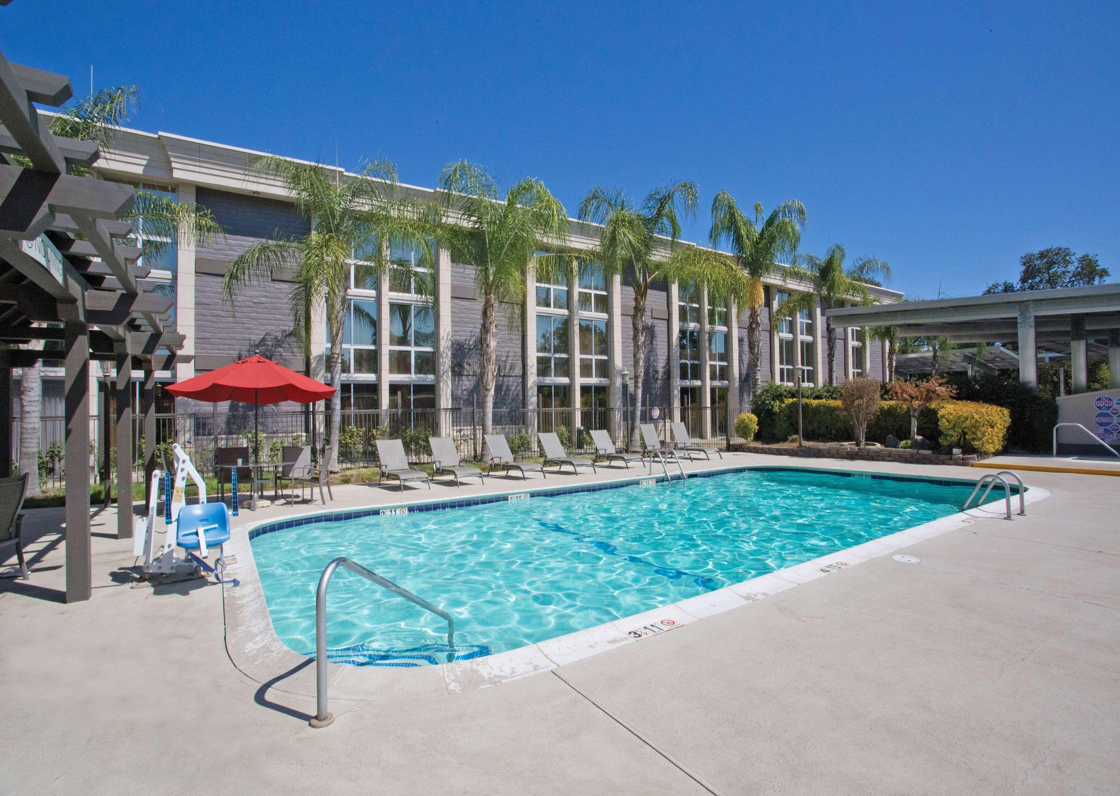 Doubletree By Hilton Chico, Ca Hotel Eksteriør billede