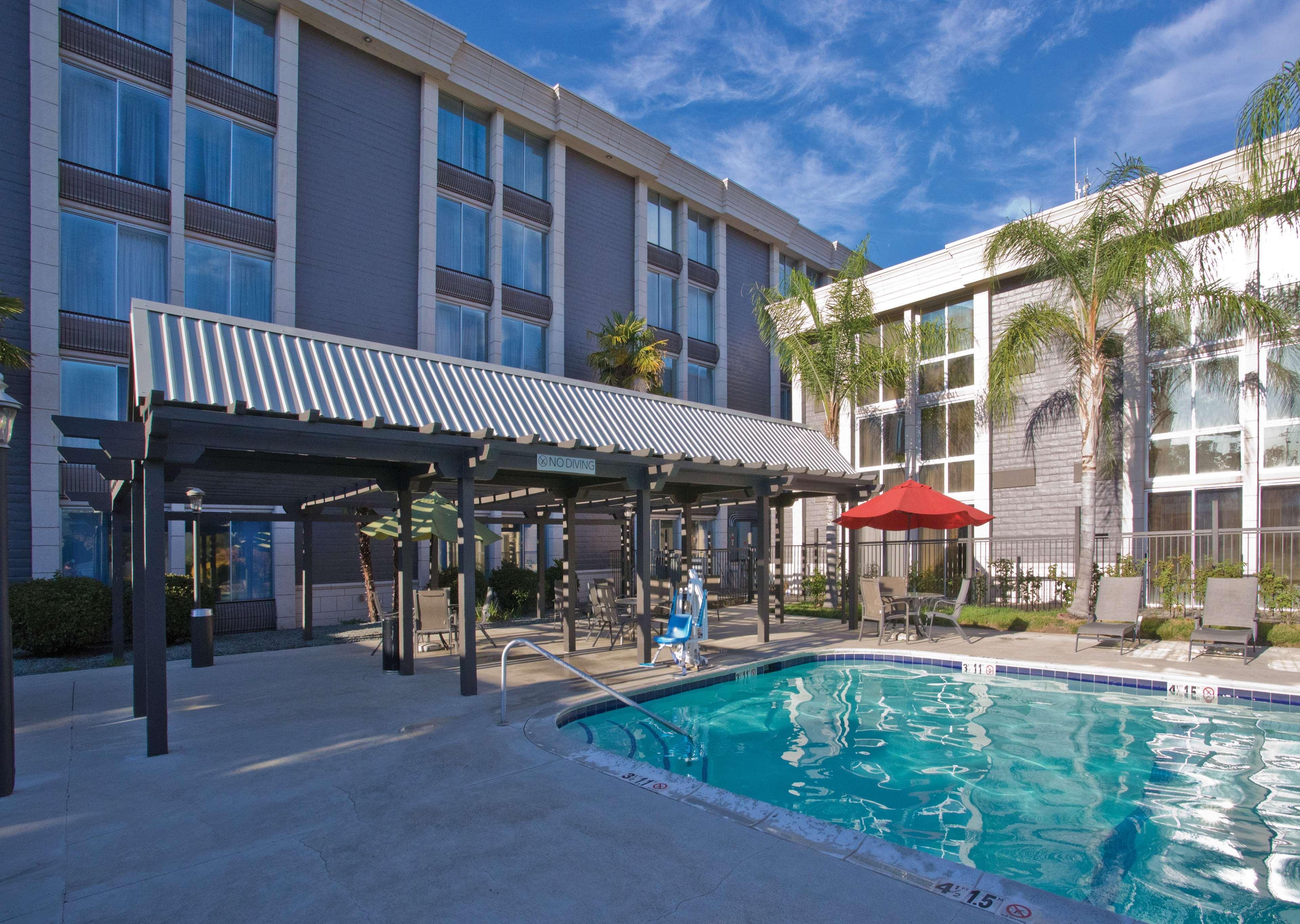 Doubletree By Hilton Chico, Ca Hotel Eksteriør billede
